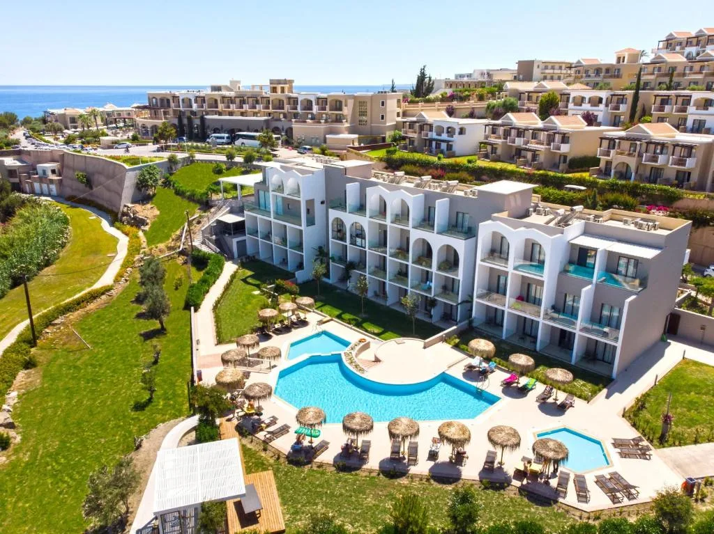 Lindos Breeze Beach Hotel: another view
