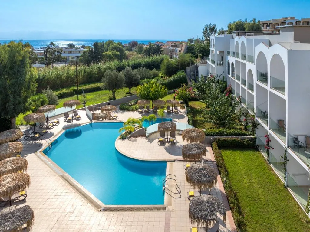 Lindos Breeze Beach Hotel: another view