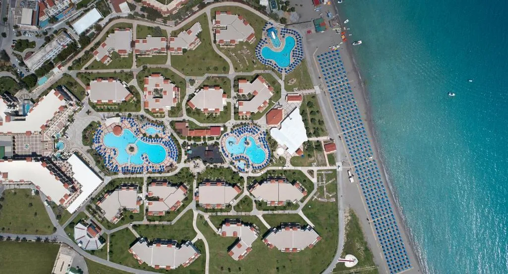 Lindos Princess Beach Hotel: another view