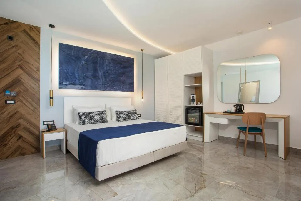 Lindos White Hotel & Suites: another view