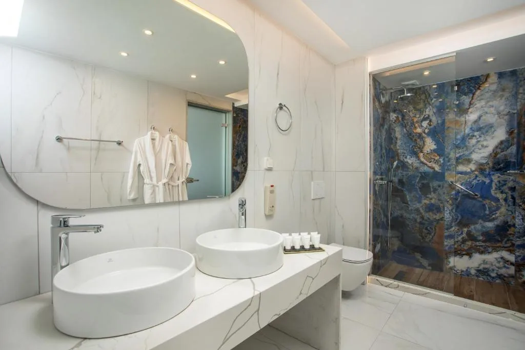 Lindos White Hotel & Suites: another view