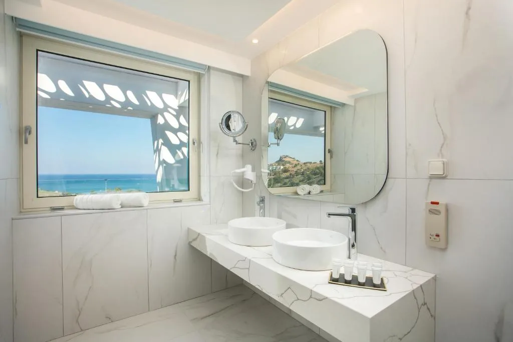 Lindos White Hotel & Suites: another view