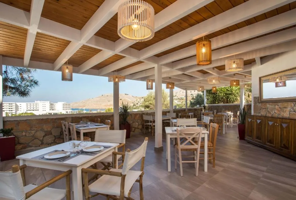 Lindos White Hotel & Suites: another view
