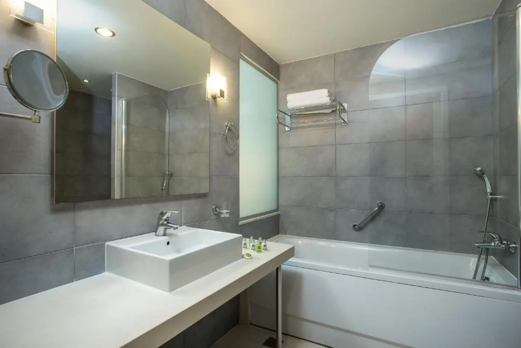 Lindos White Hotel & Suites: another view
