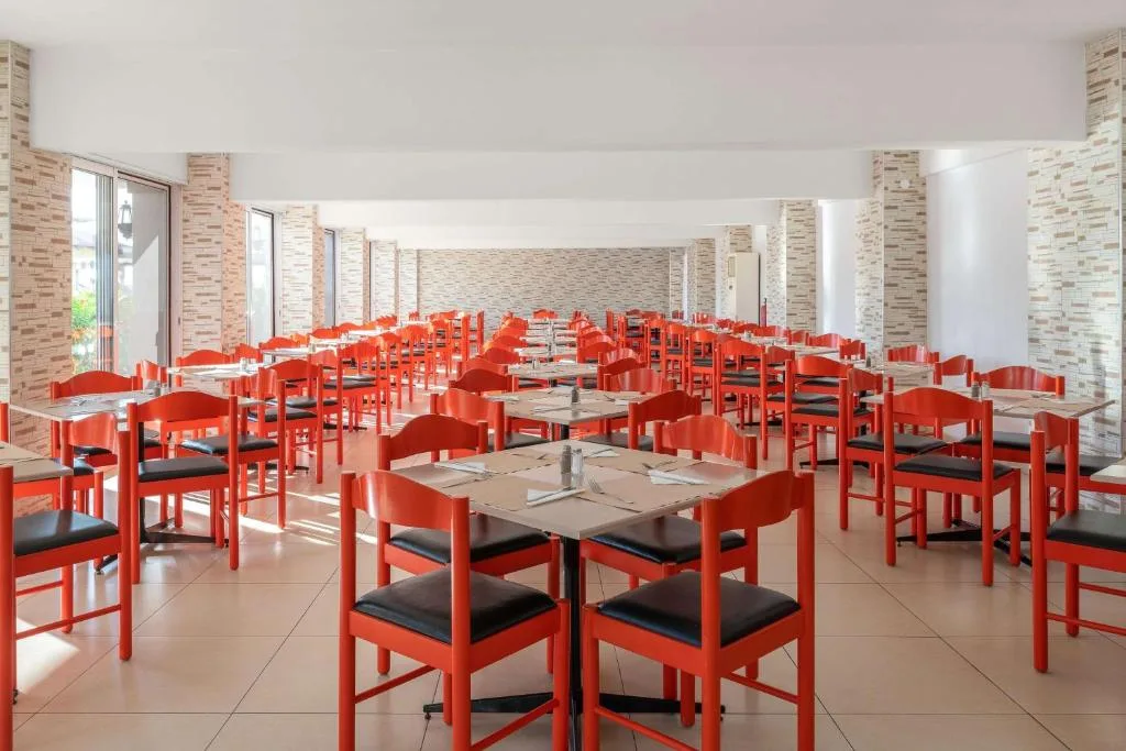 Lito Hotel: another view