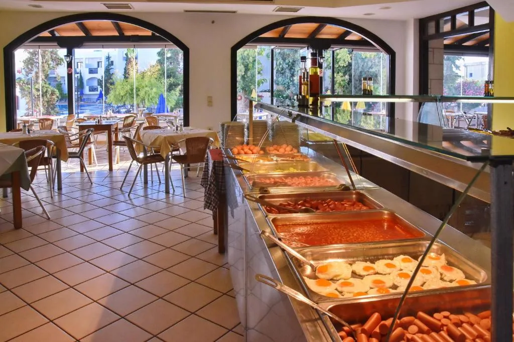 Lyda Hotel: another view