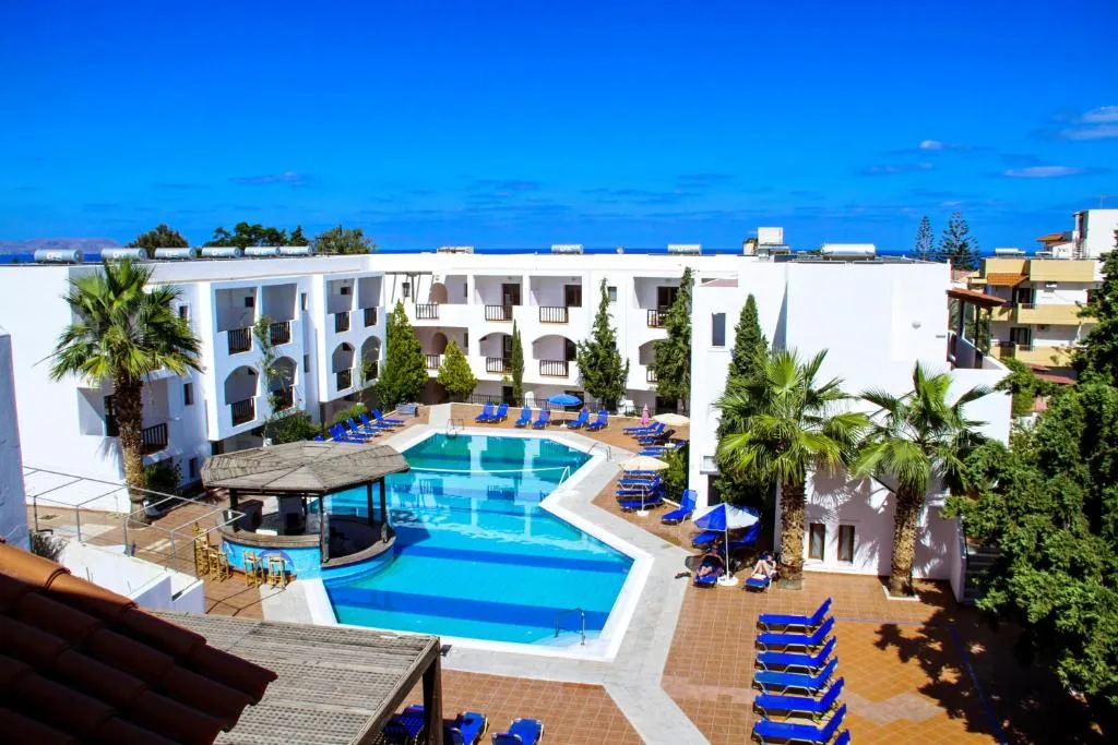 Lyda Hotel: another view