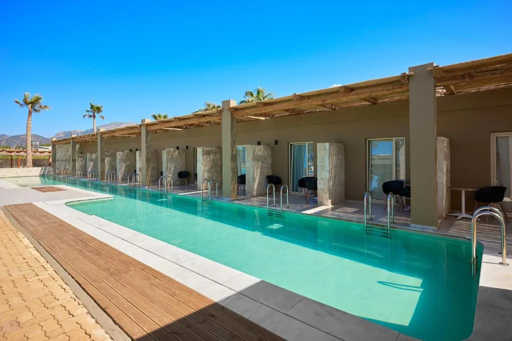 Malia Bay Beach Hotel & Bungalows: another view