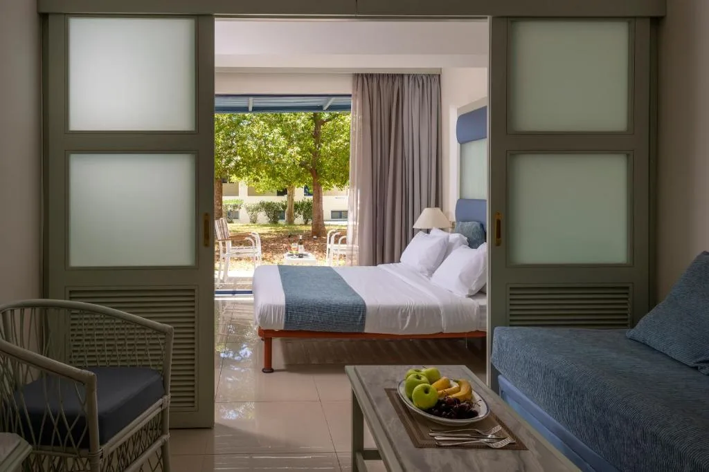 Mare Blue Hotel: another view