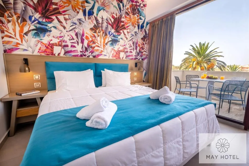 May Beach Hotel: another view