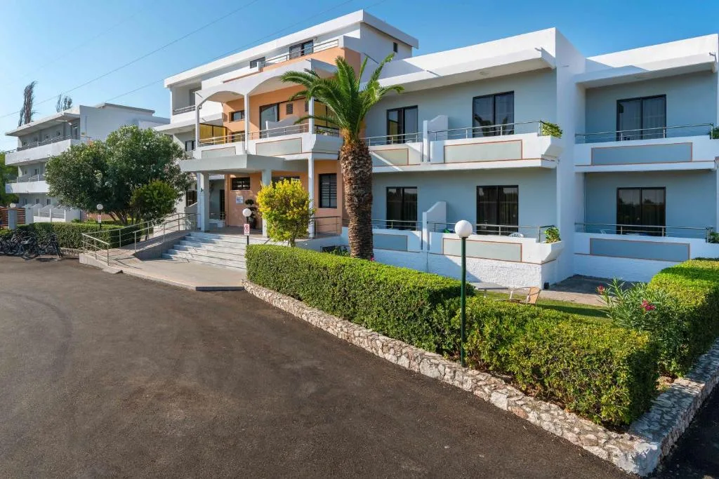Meliton Hotel: another view