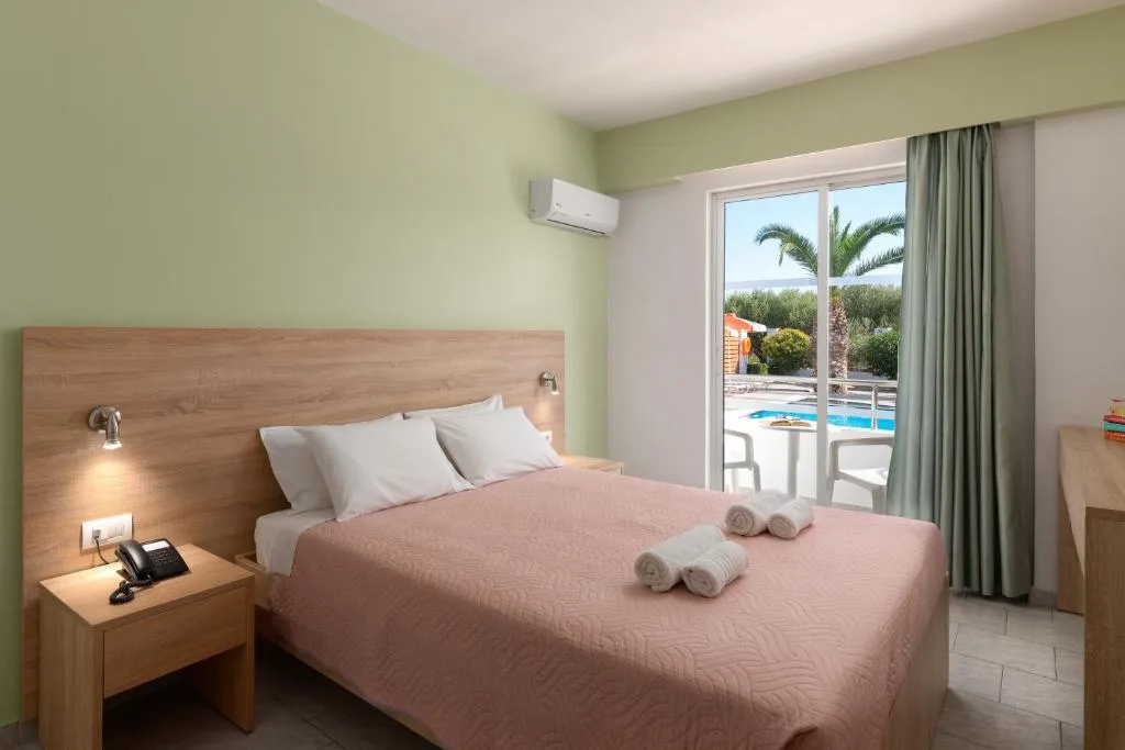 Meliton Hotel: another view