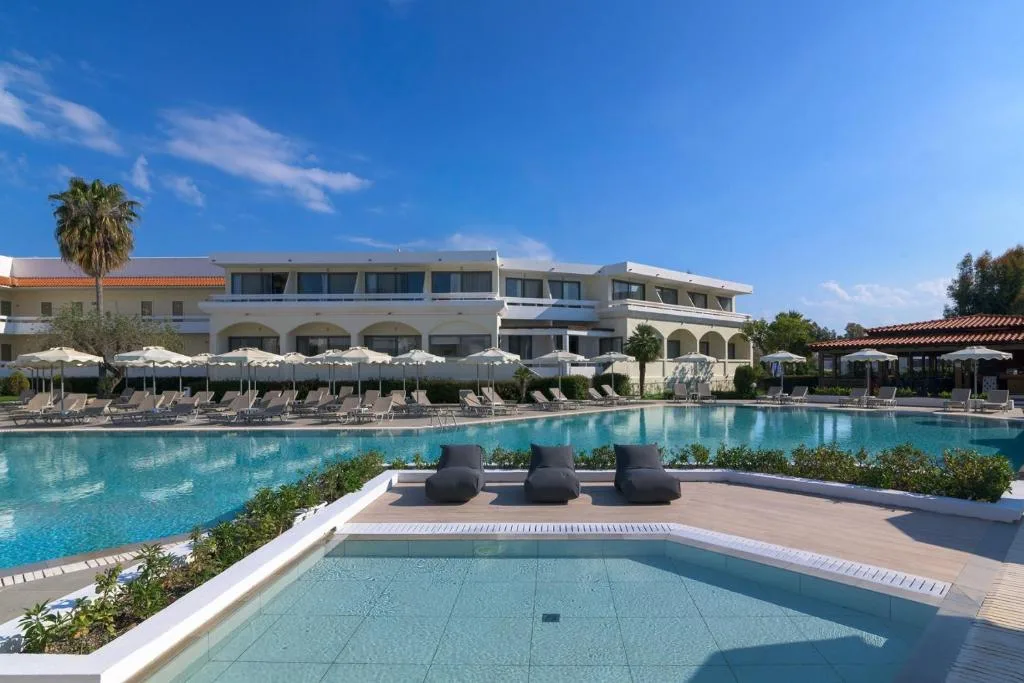 Niriides Hotel: another view