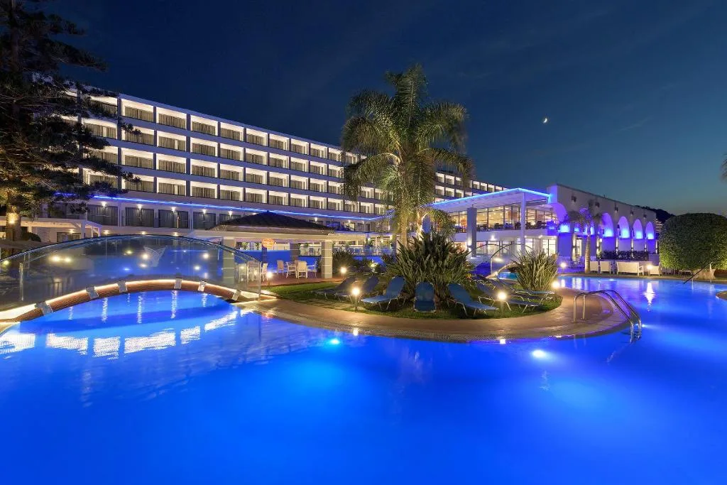 Oceanis Beach Hotel: another view