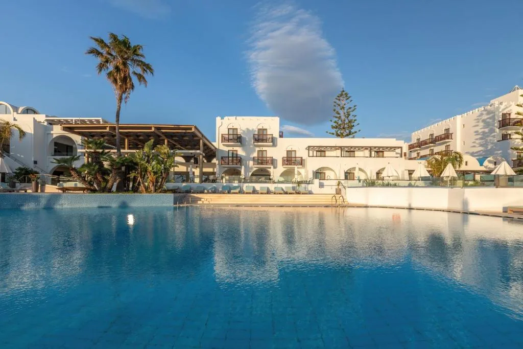 Oceanis Beach & Spa Resort: another view