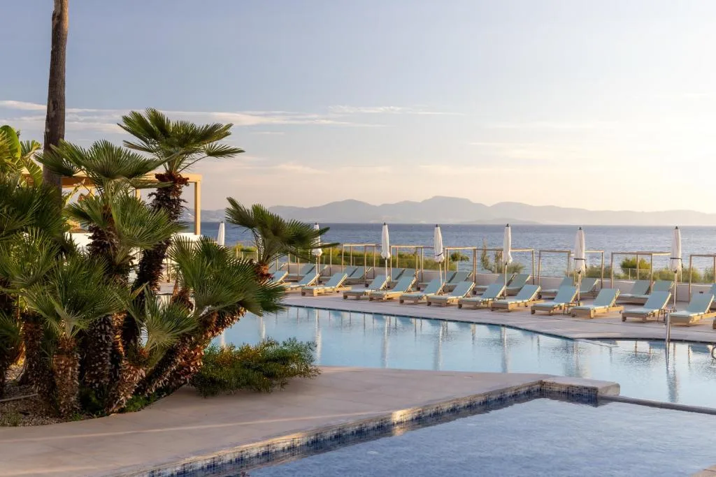 Oceanis Beach & Spa Resort: another view