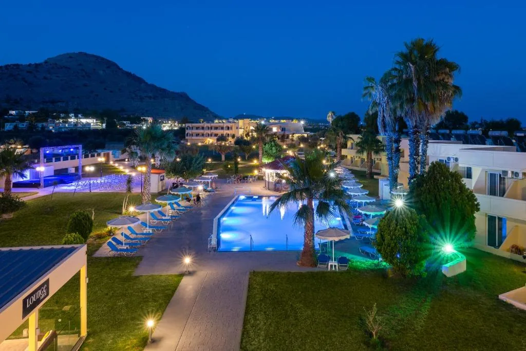 Olive Garden Hotel: another view
