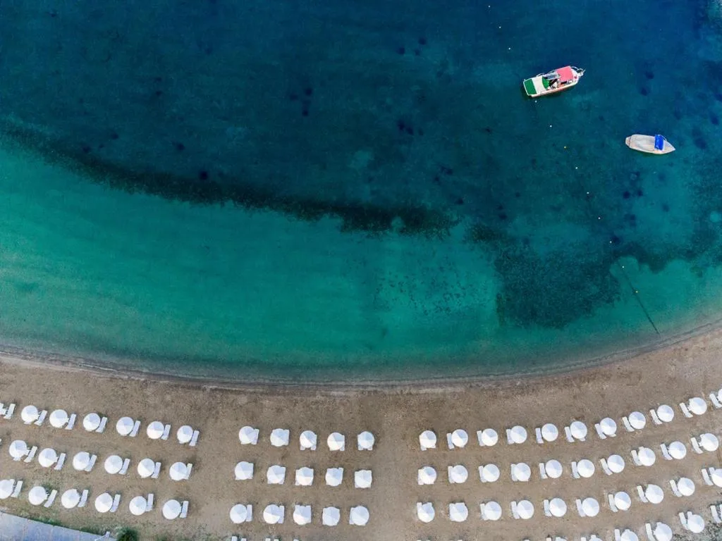 Palmariva Beach Hotel: another view