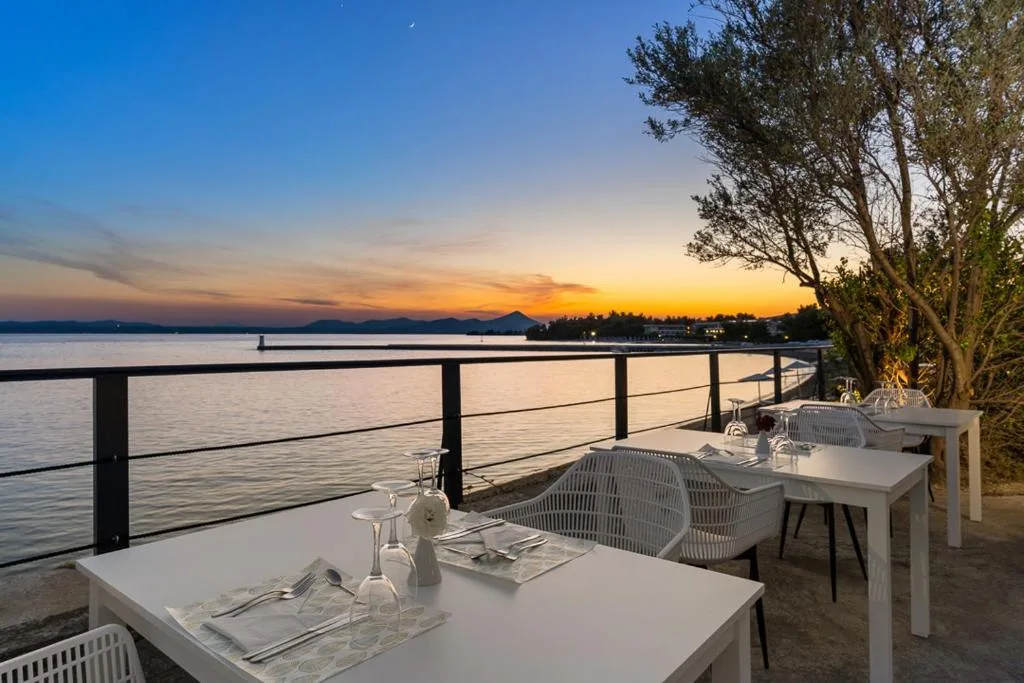 Palmariva Beach Hotel: another view