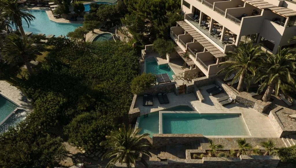 Paralos Irini Mare: another view
