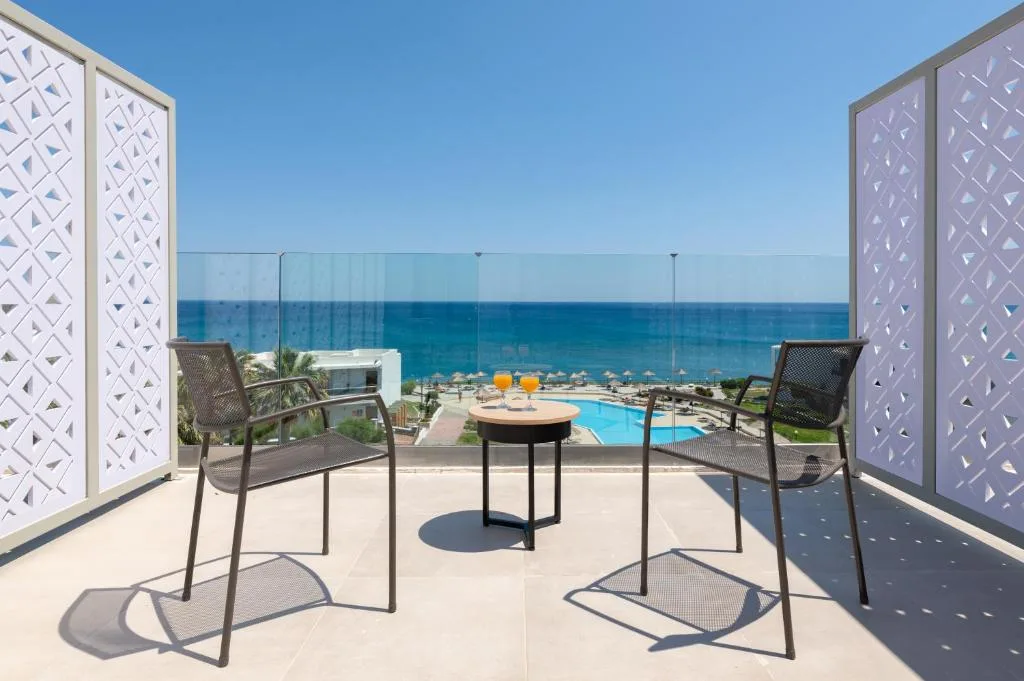 Paralos Rodos Lifestyle: another view