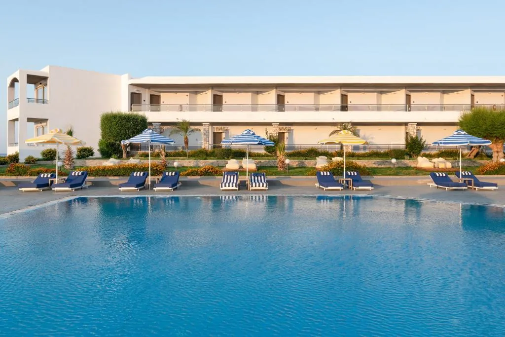 Paralos Rodos Lifestyle: another view