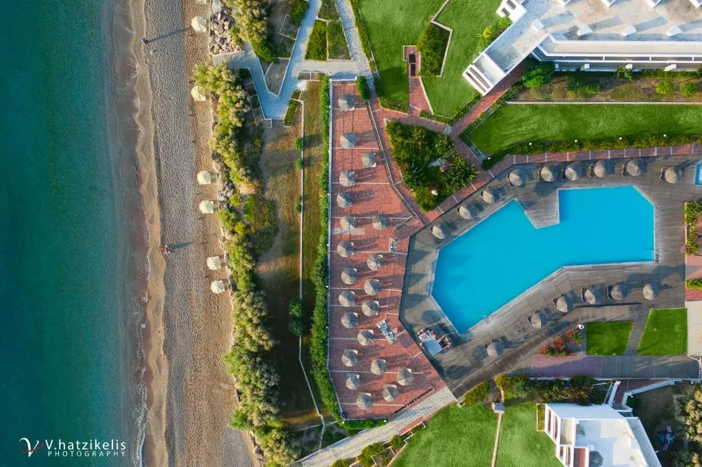 Paralos Rodos Lifestyle: another view