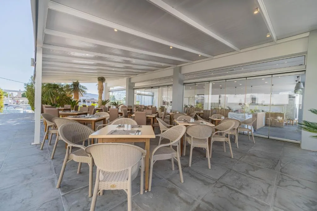 Pefkos Breeze Family Resort & Spa: another view