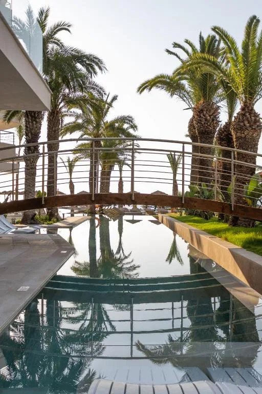 Pegasos Deluxe Beach Hotel: another view
