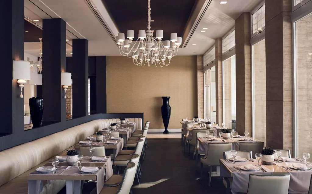 Pelagos Suites Hotel & Spa: another view