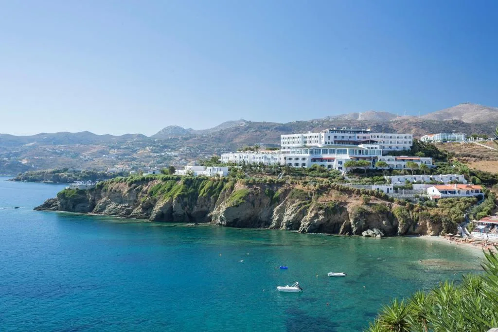 Peninsula Resort & Spa: another view
