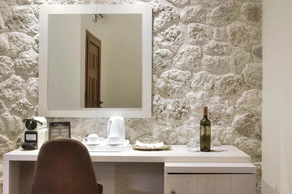 Porto Demo Hotel: another view