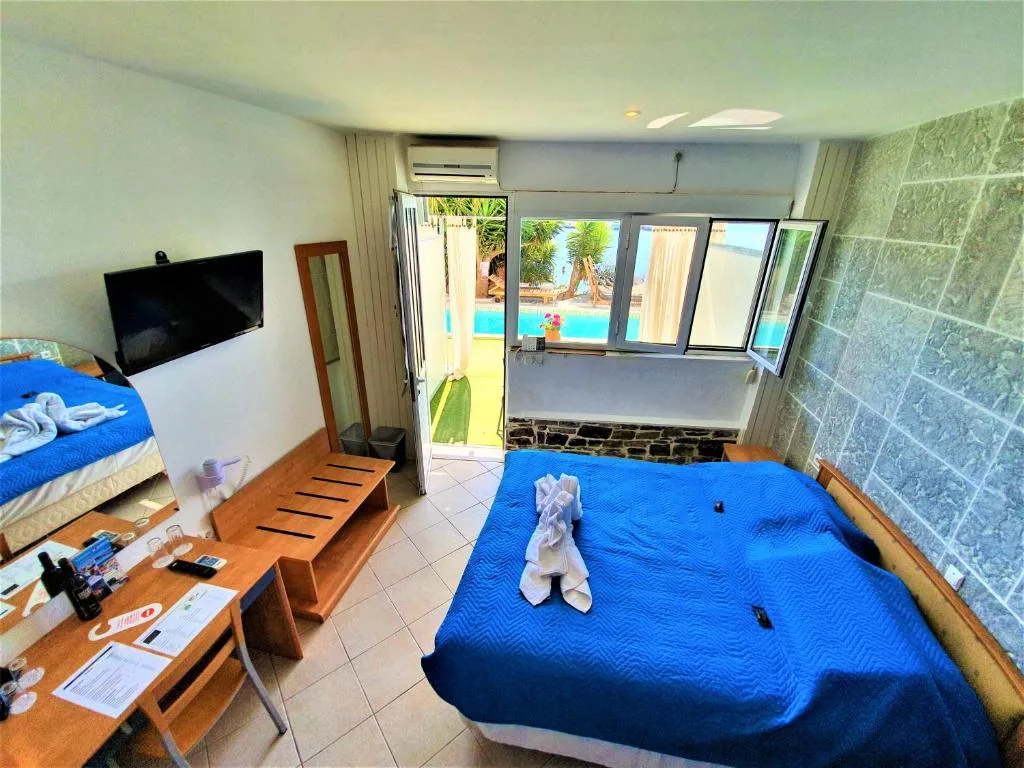 Porto Evia Boutique Hotel: another view