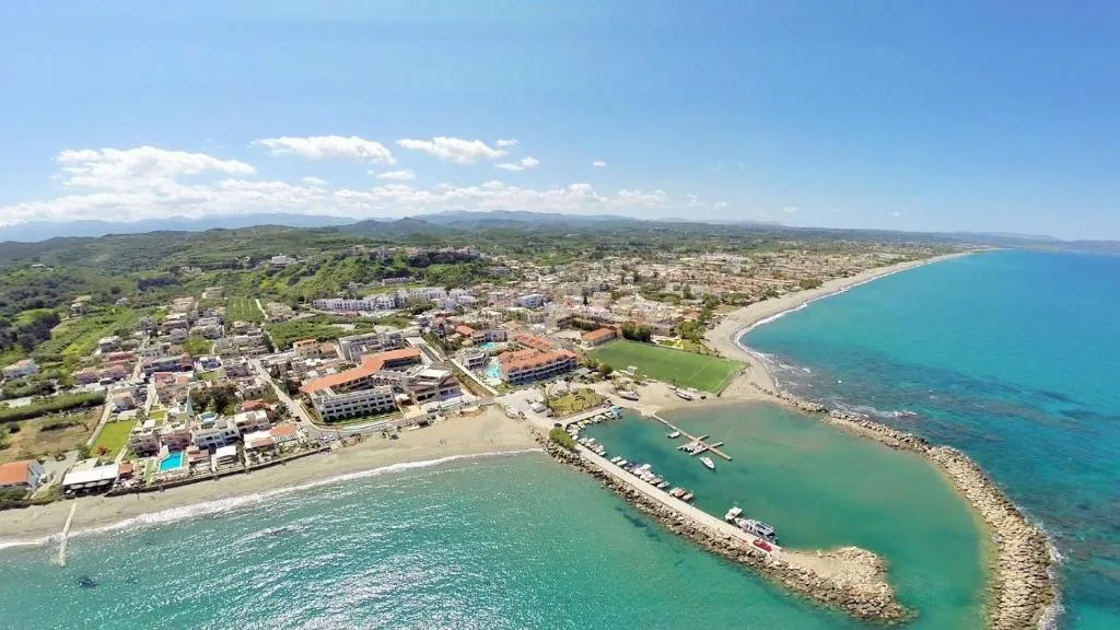 Porto Platanias Beach Resort & Spa: another view