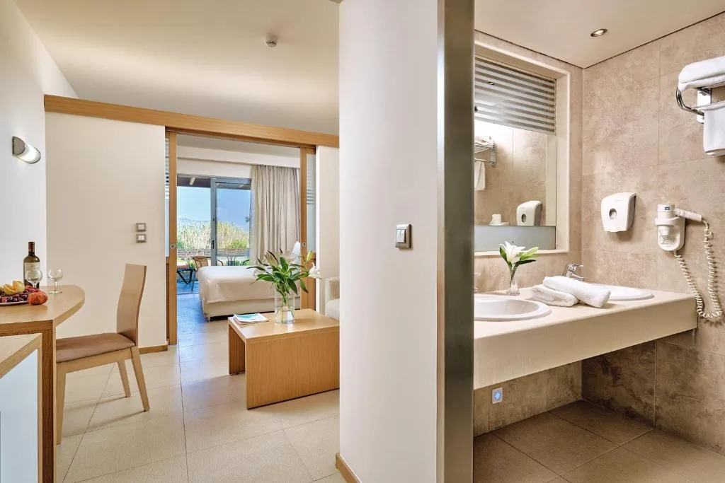 Princess Sun Hotel: another view