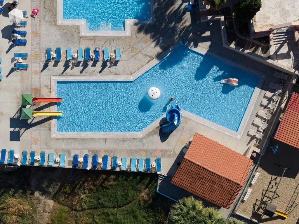 Rethymno Mare & Water Park: another view