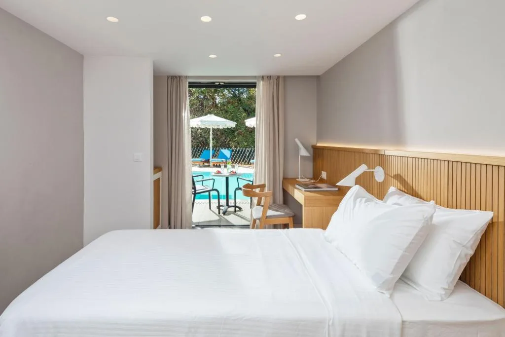 Roda Beach Resort & Spa: another view