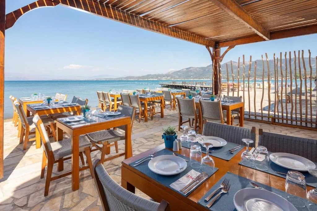 Roda Beach Resort & Spa: another view
