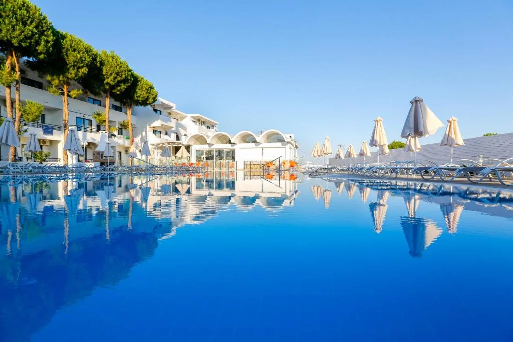 Rodos Star All Inclusive Hotel: another view