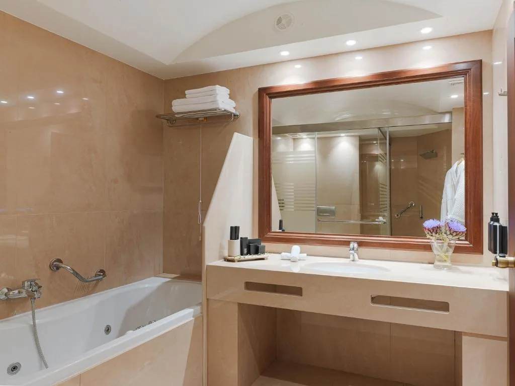 SEAFOS Luxury Resort & Spa: another view
