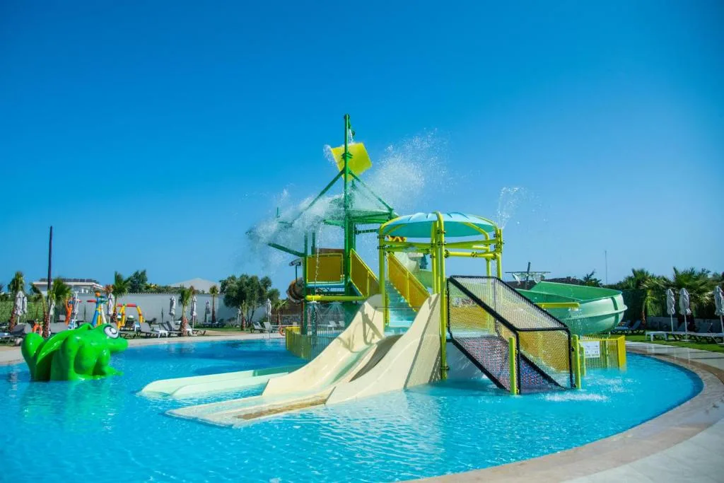 Senseana Sea Side Resort & Aquadventure: another view