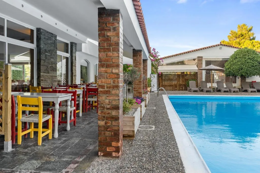 Stefania Hotel: another view