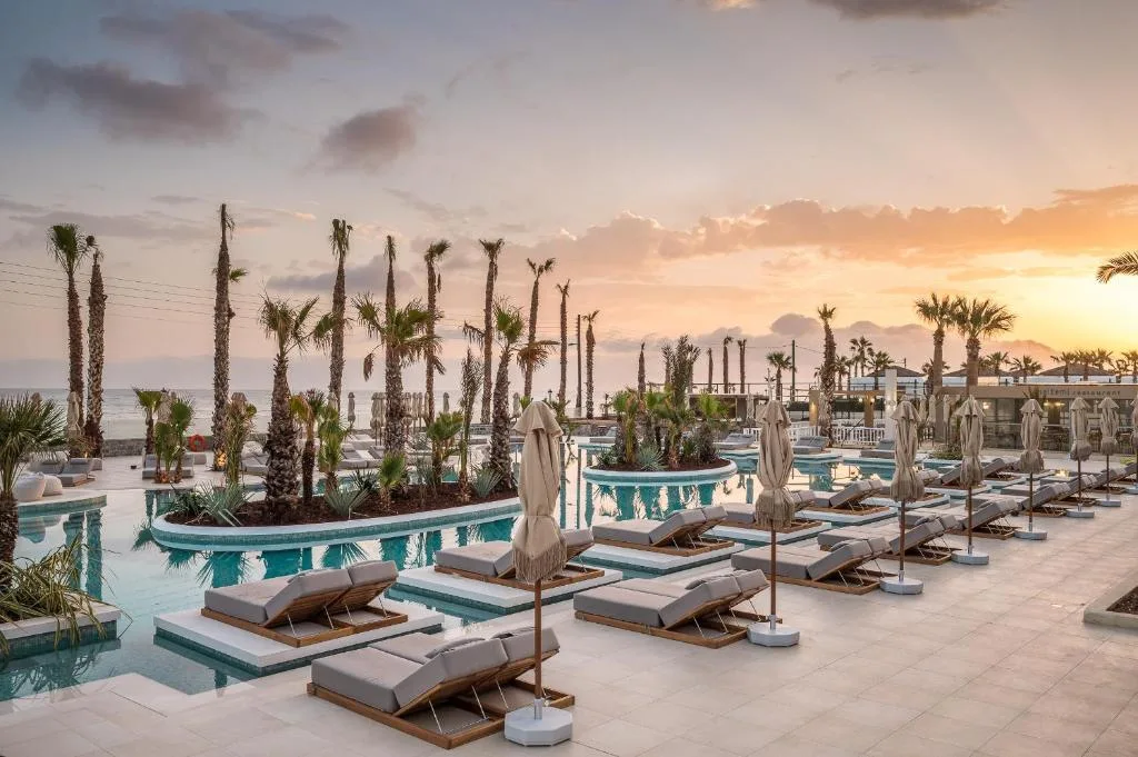 Stella Blue Seaside Resort: another view