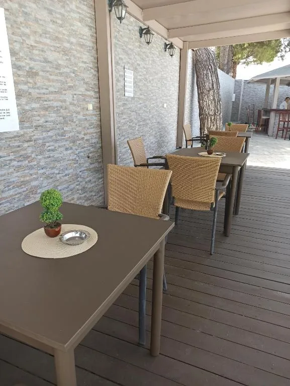 Summer Dream Hotel: another view