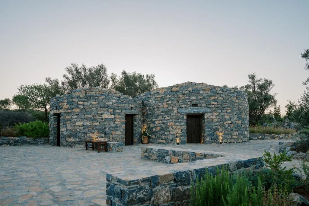 Village Heights Resort: another view
