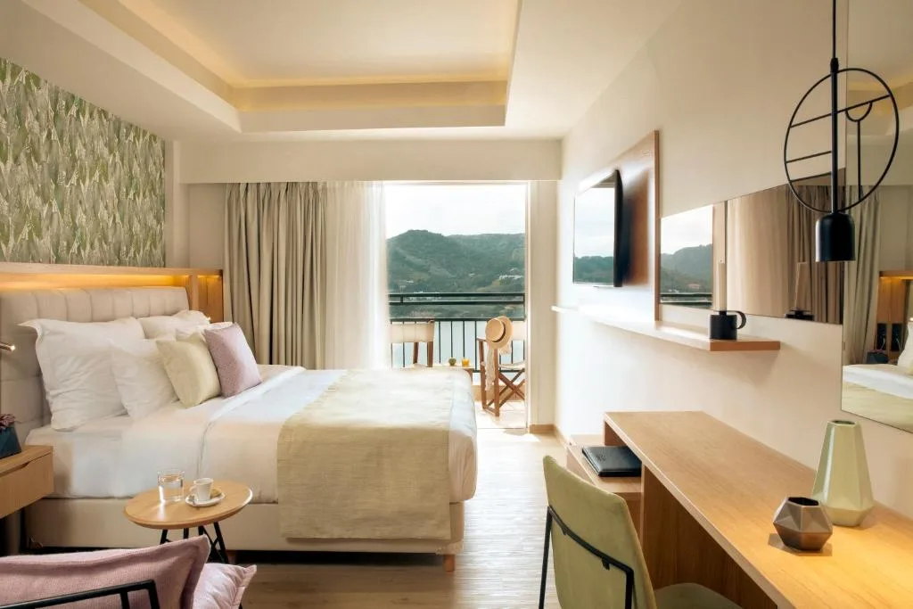 Zeus Dolce by Wyndham Athens: another view