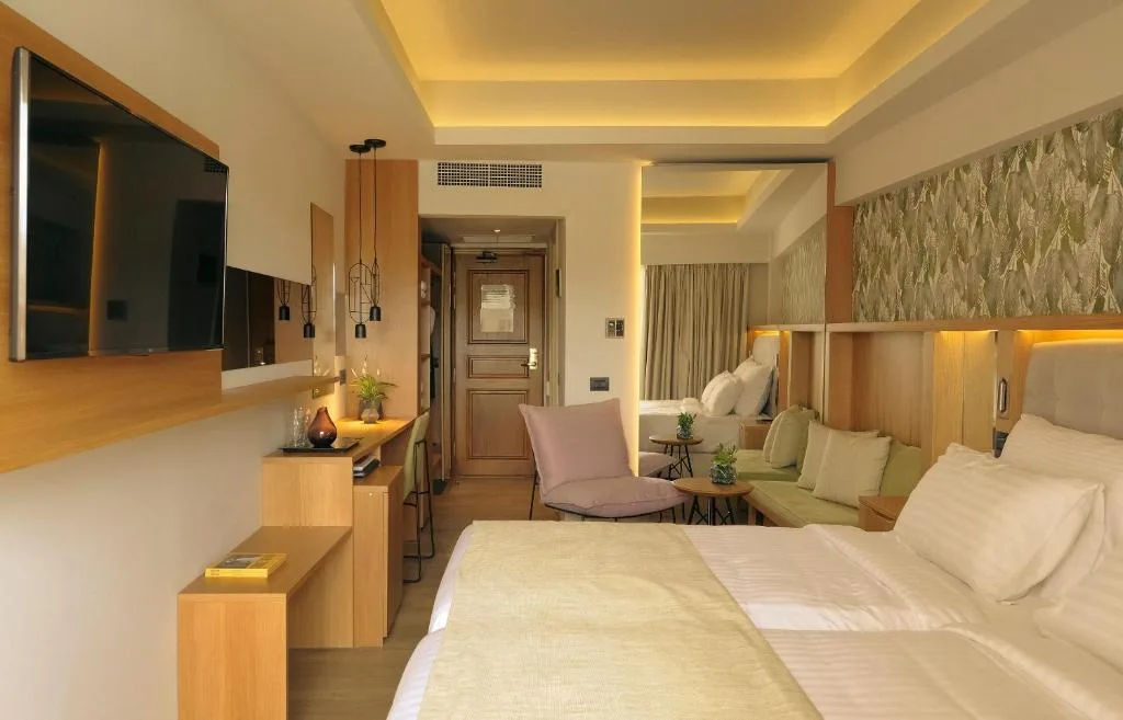 Zeus Dolce by Wyndham Athens: another view