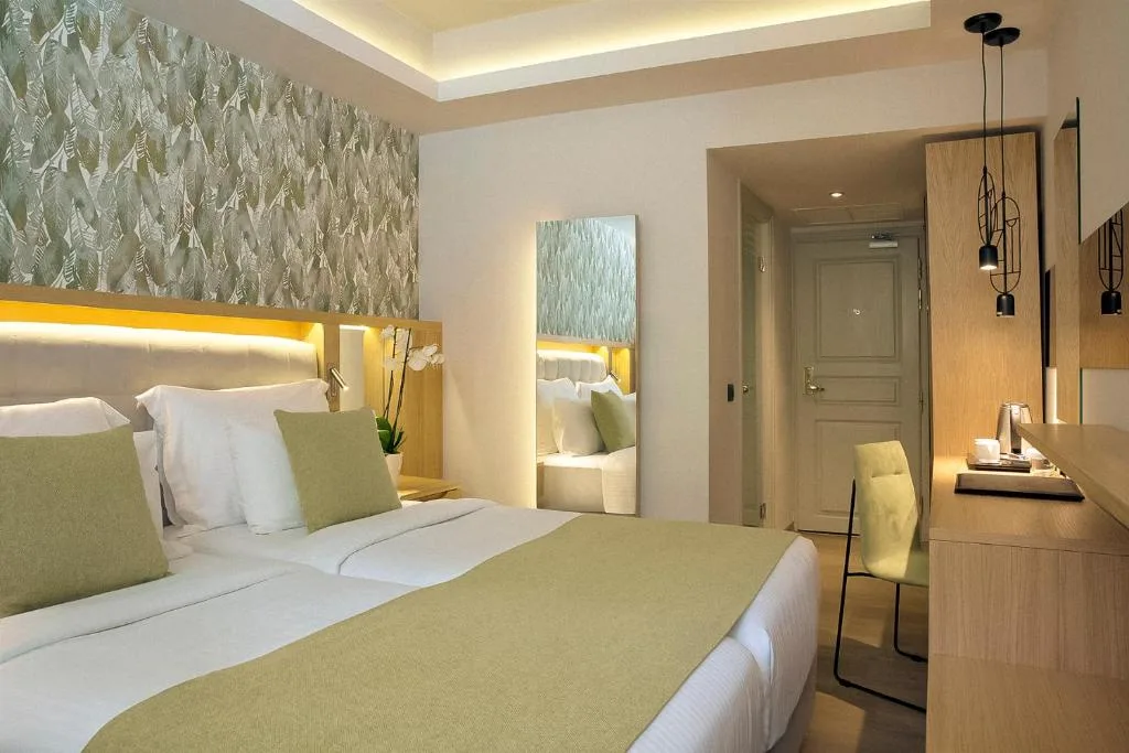Zeus Dolce by Wyndham Athens: another view
