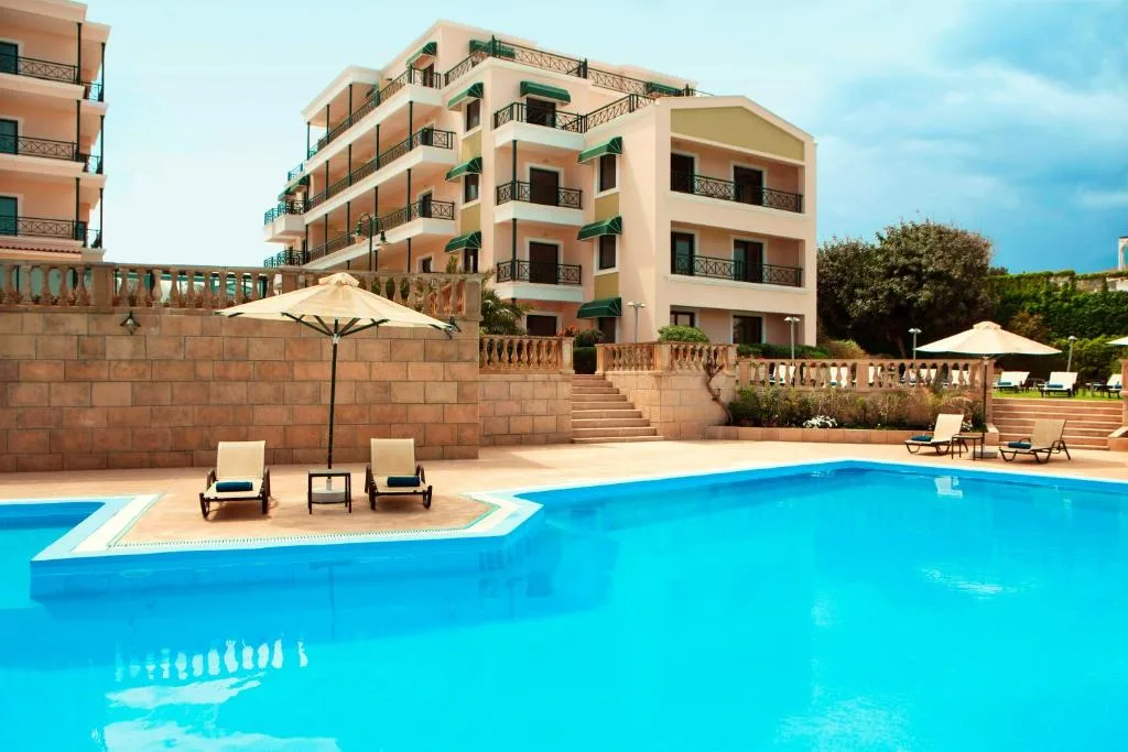 Zeus Essence Ramada by Wyndham Athens: another view