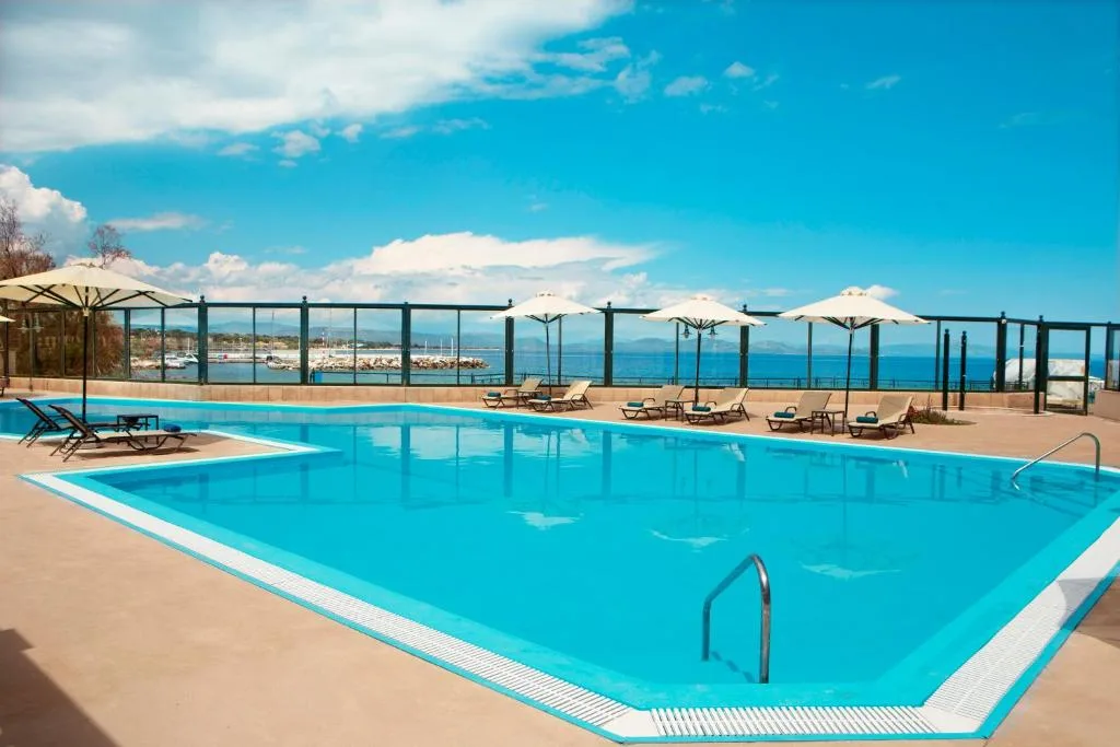 Zeus Essence Ramada by Wyndham Athens: another view
